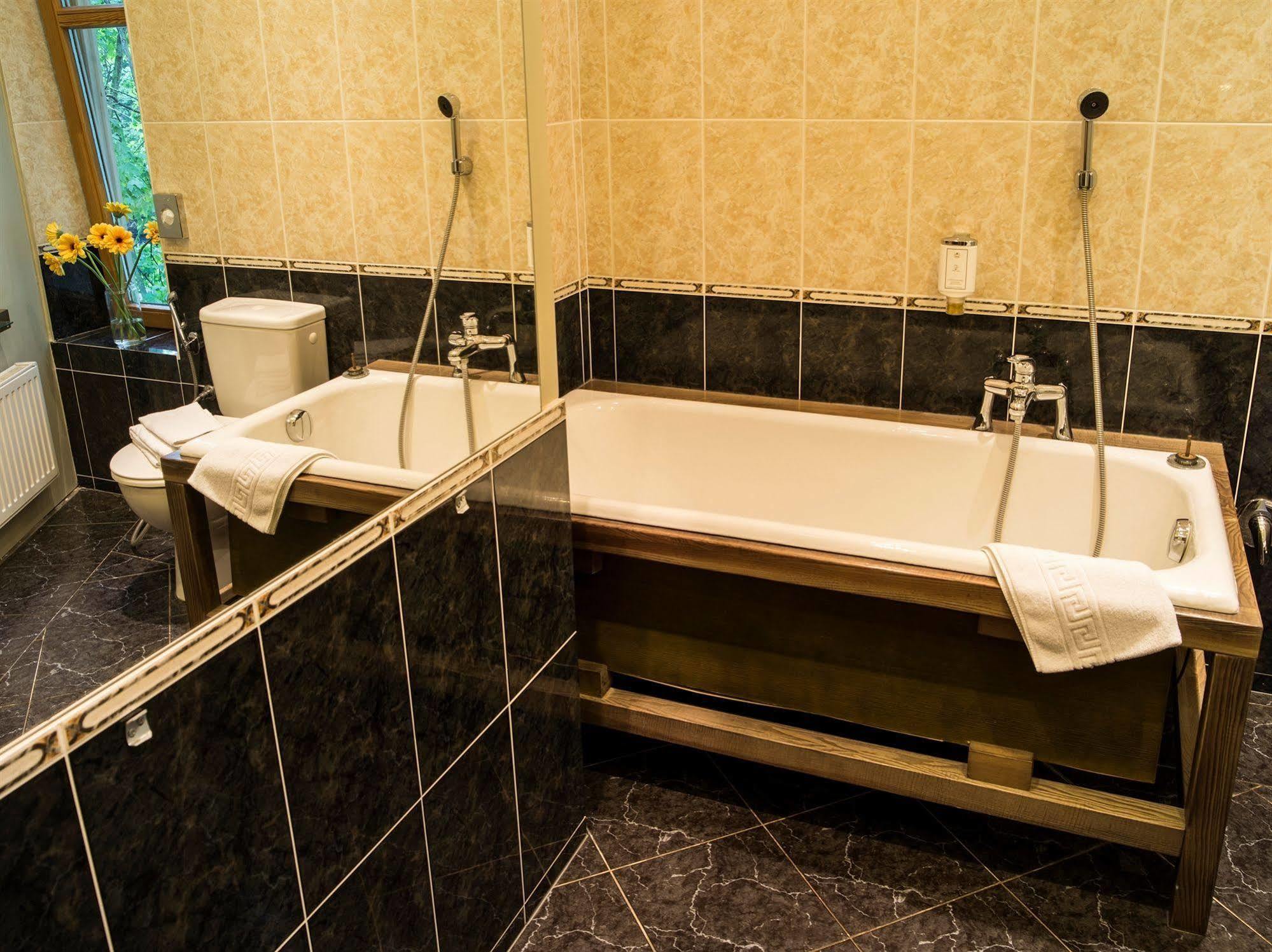 Elizabete Design Hotel Riga Extérieur photo